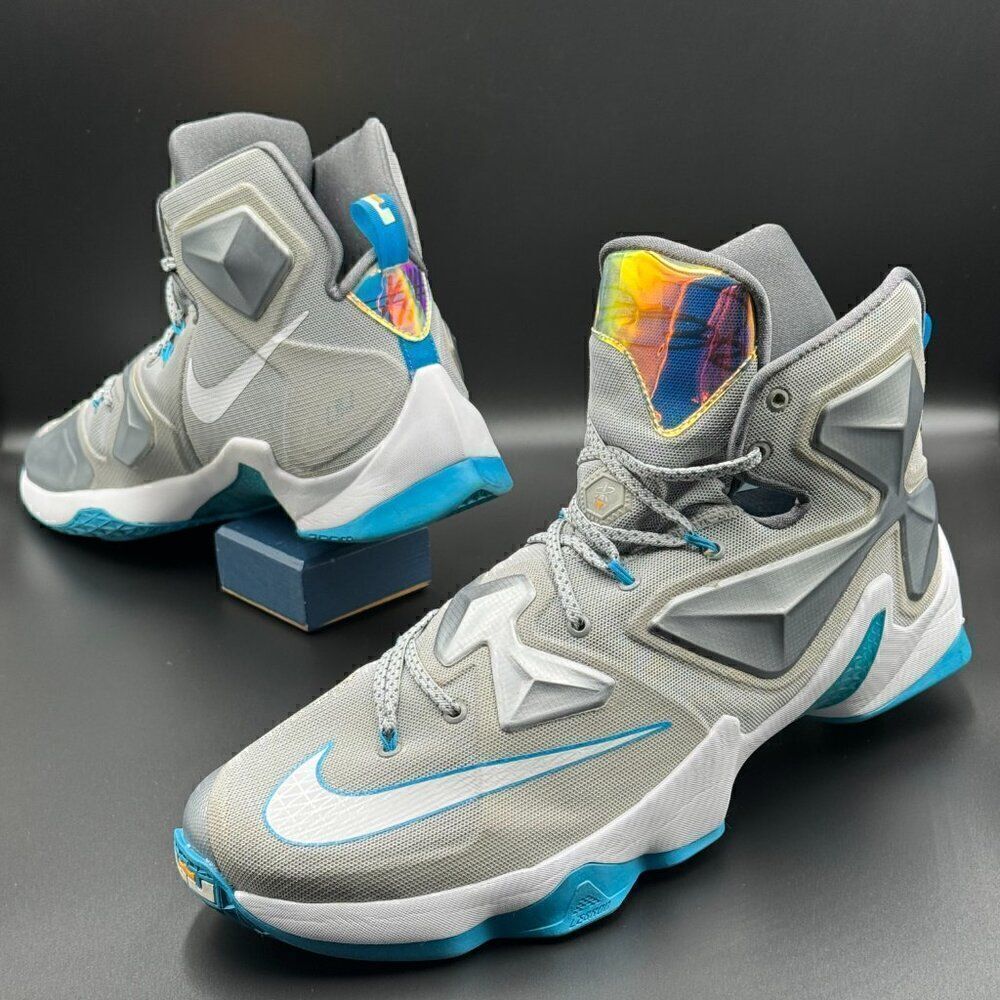 Nike LeBron 13 'Hologram' - Picture 5 of 9